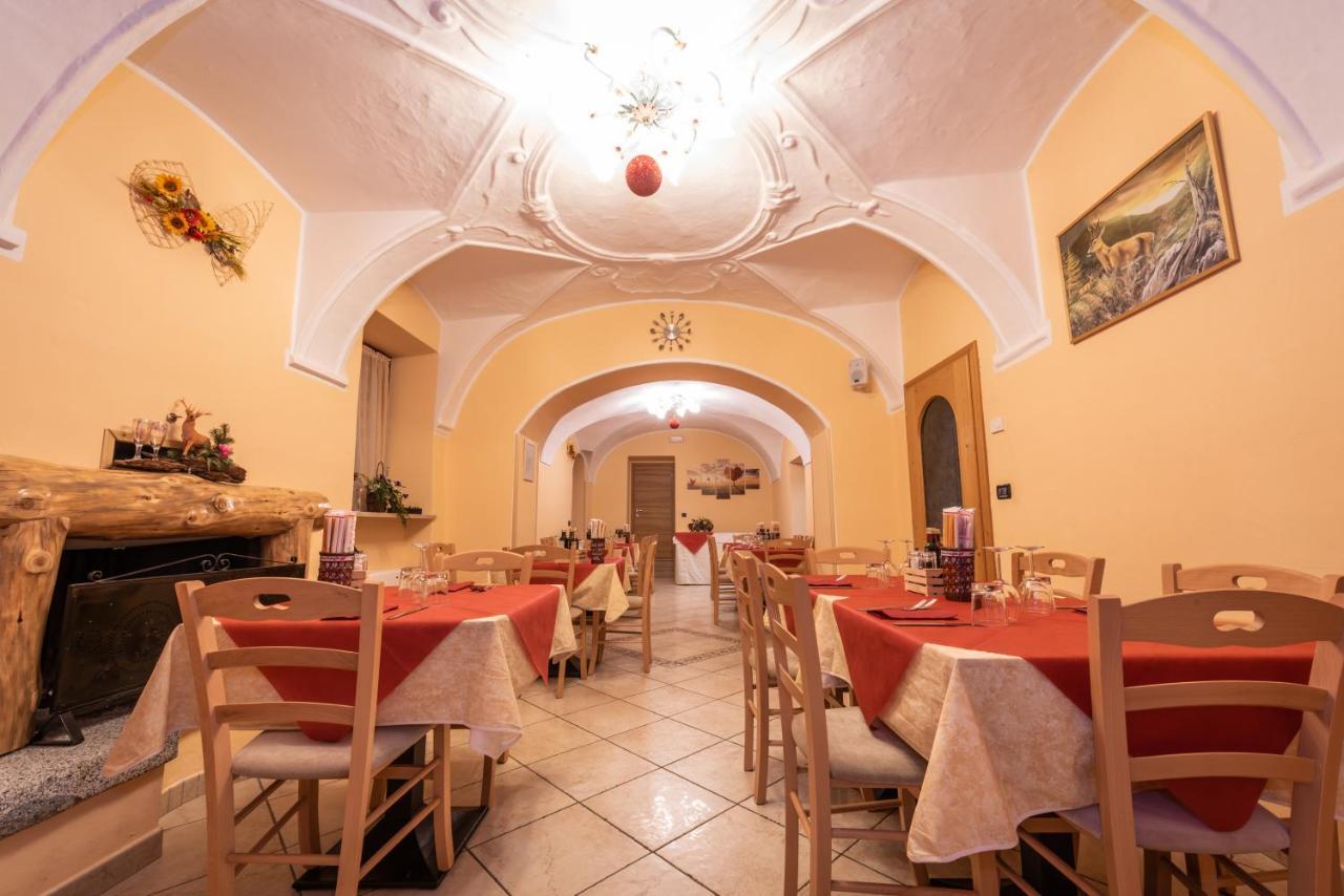 Albergo Casavecchia Tiarno di Sopra Екстериор снимка