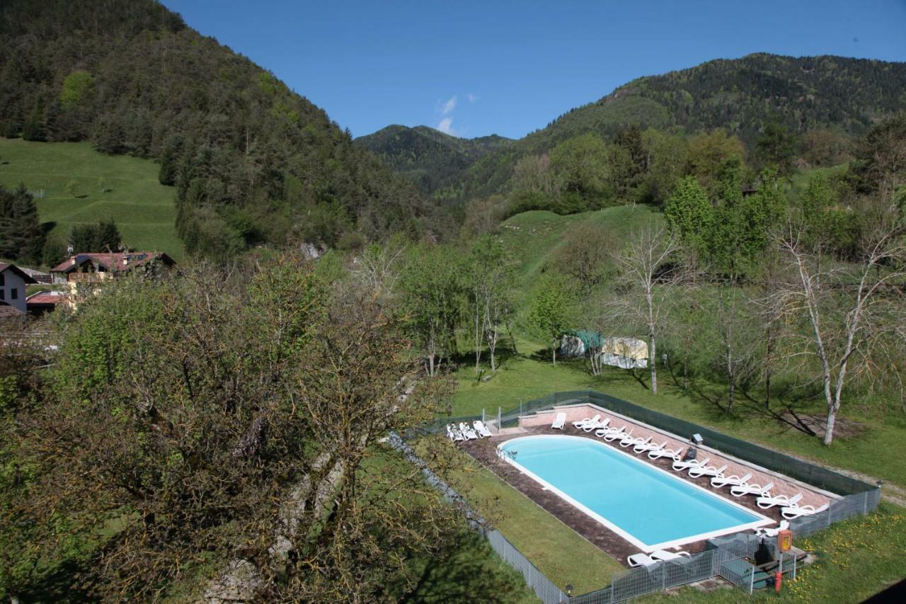 Albergo Casavecchia Tiarno di Sopra Екстериор снимка
